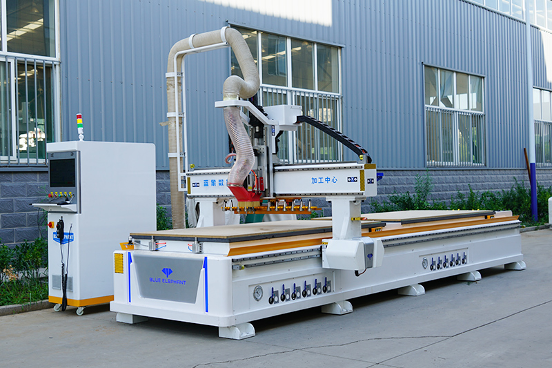 雙工位開料機(jī)